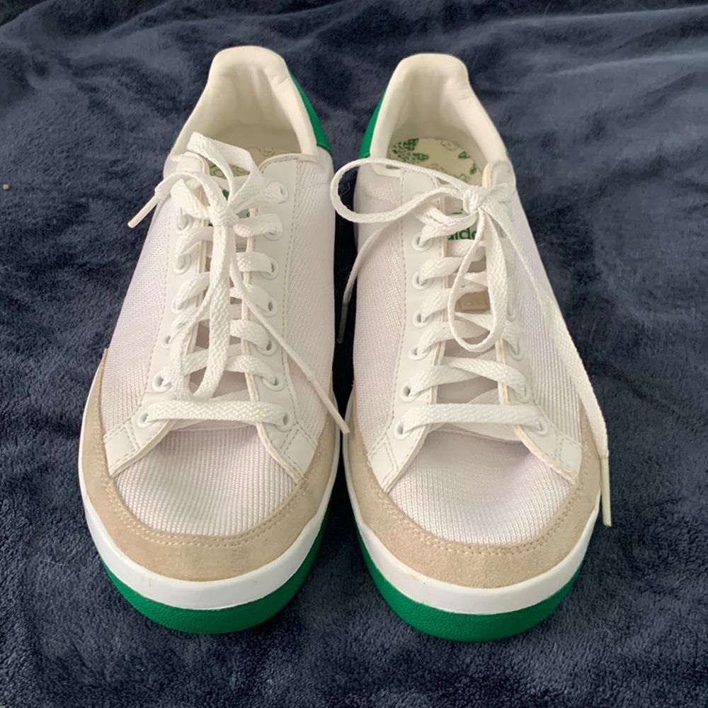 Adidas Rod Laver shoes original